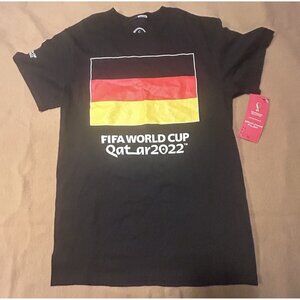 FIFA World Cup 2022 Qatar T-Shirt Men's Size Small Short Sleeve Black